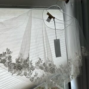 Jenny by Jenny Yoo Cecelia Capelet. Size Large.